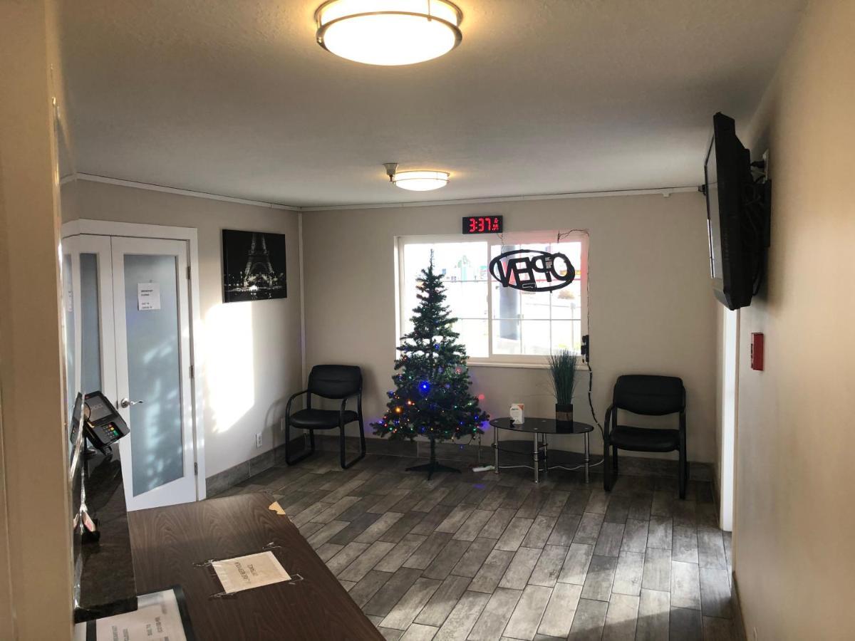 Ameri-Stay Inn & Suites クリアフィールド エクステリア 写真